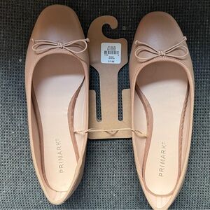 Brand New Tan Primark Ballet Flats (Size 8 US)